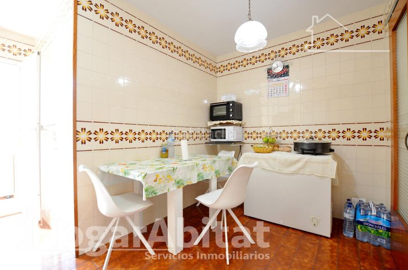 Foto f34768c4-6c4f-487b-ae25-2c8d3f83d794. Pis amb aparcament a Tavernes de la Valldigna