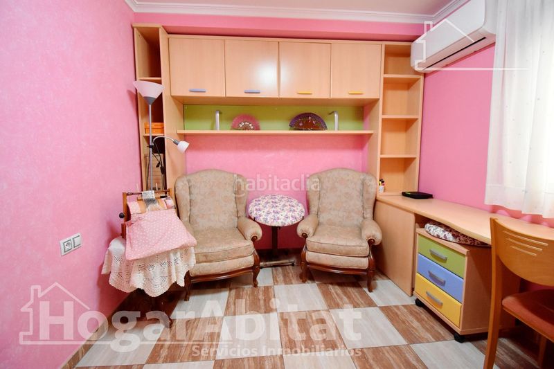 Foto 2a9eb04a-33d0-49be-af84-c9c2a542723a. Casa amb aparcament a Xeraco