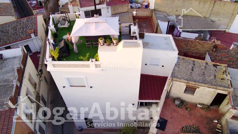Foto 723e187d-1ea5-419c-9d7d-fe89a6b10def. Casa amb aparcament a Beniarjó