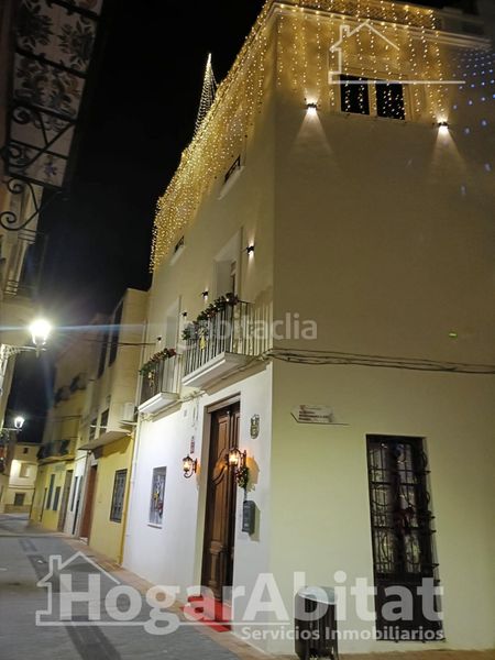 Foto becb4000-85d1-47f6-876e-525b8d77976e. Casa amb aparcament a Beniarjó