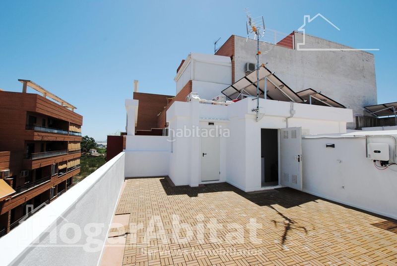 Foto 0aad85d4-9c97-4442-992e-199208d93e35. Edifici a Oliva pueblo Oliva