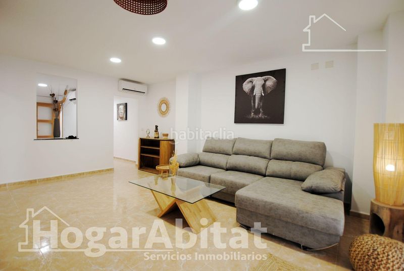 Foto 1db17977-daeb-4a64-b9d2-3f283c3ee014. Edifici a Oliva pueblo Oliva