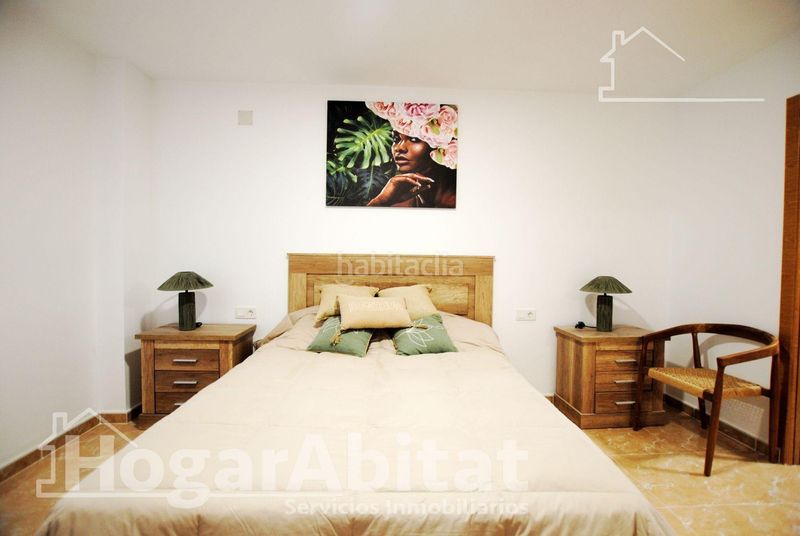 Foto 2970cf72-c04b-4442-a8c5-626036bf5408. Edifici a Oliva pueblo Oliva