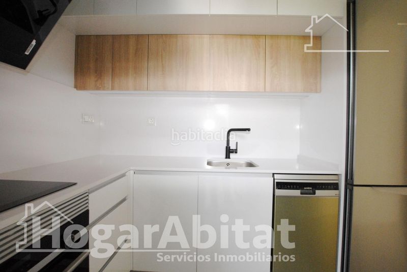 Foto 121c301b-ec03-4676-8359-1f00a6618f6b. Pis amb aparcament a L'Almadrava - L'Estanyó Dénia