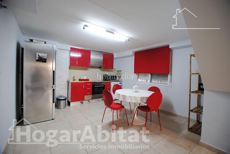 Foto a30f9f99-d5e1-45d9-8d55-f5ff5aa0c959. Casa adossada amb aparcament piscina a Oliva playa Oliva