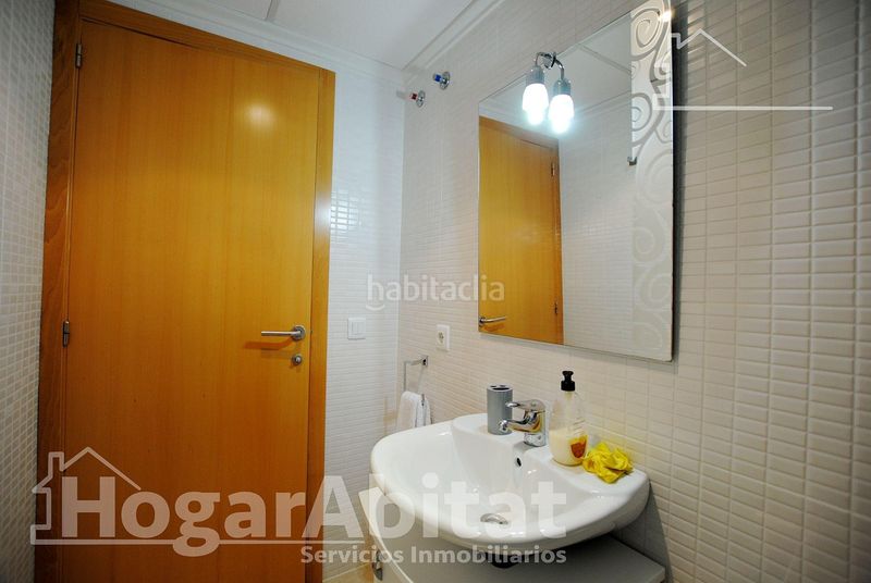 Foto 56b71960-c7c5-4e96-aba1-4a870138ded5. Casa adossada amb aparcament piscina a Oliva playa Oliva