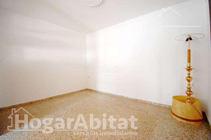 Foto 2367fdaa-33af-4fc5-aa52-563dfe220188. Casa amb aparcament a Xeraco