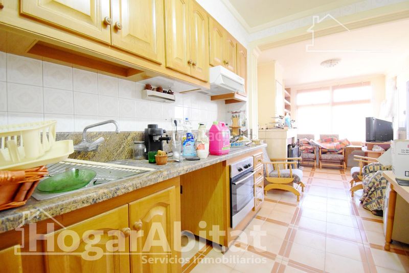 Foto 3c03b530-16b2-434c-9c46-16919be89542. Casa amb aparcament a Xeraco