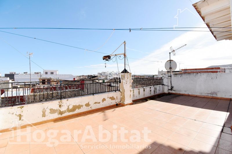Foto 7842a066-6e50-489e-89d1-88dcdaac952e. Casa amb aparcament a Xeraco