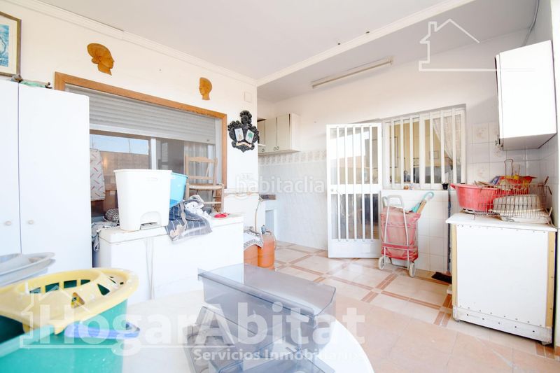 Foto 9f63484d-a691-48d7-91c9-3699ece0f43d. Casa amb aparcament a Xeraco