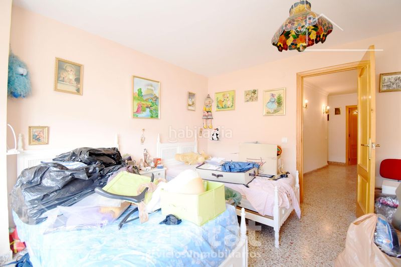 Foto e361a653-fd59-4bdb-a1e9-0b1d45158d9a. Casa amb aparcament a Xeraco