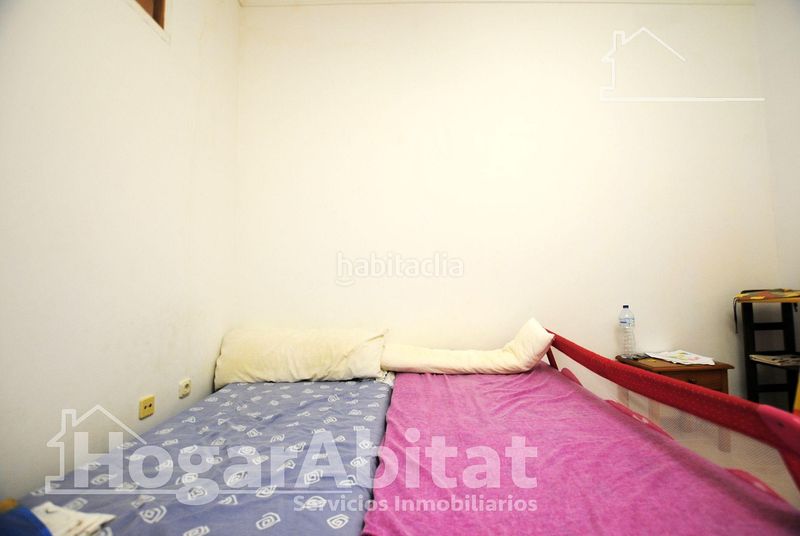 Foto 93cb224c-5ff9-4afd-9690-cf35dcf44dbf. Piso exterior con terraza junto a la playa en Xeraco