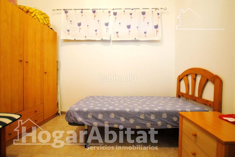 Foto d89e5a13-982f-44d3-a4ec-23fbf9edfdc7. Piso exterior con terraza junto a la playa en Xeraco