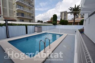 Xalet  Calle palmeral. Villa de lujo a estrenar con piscina, terraza y zona de aparcami