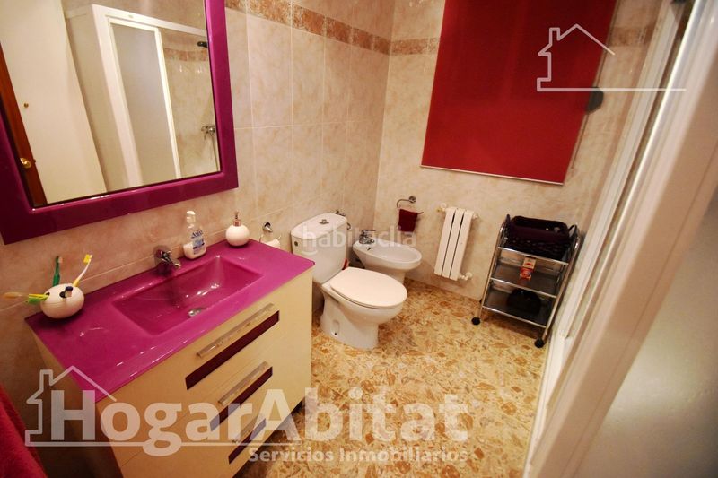 Foto b167bf20-9f53-4d17-bd80-058dcdca887d. Pis amb aparcament a Alcora (l´)