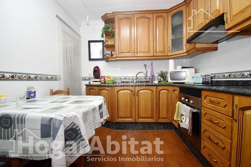 Foto d7b5adb8-bd27-4a8a-9d4d-e144b3204e75. Pis a Betxí