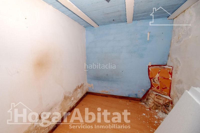 Foto 1cea8d63-8ca3-4a74-b3a1-8cc87aecf7a9. Casa amb aparcament a Vall d´Uixó (la)