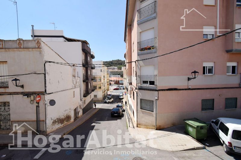 Foto d1f8155c-3c4e-4185-96f2-7457670a07b3. Casa amb aparcament a Vall d´Uixó (la)