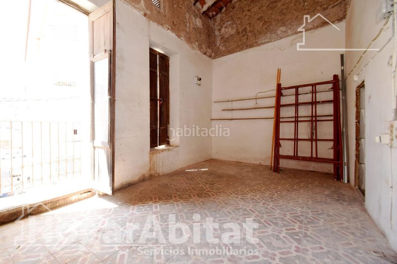Foto d273a284-66a7-421b-811d-497694a15bd3. Casa amb aparcament a Vall d´Uixó (la)