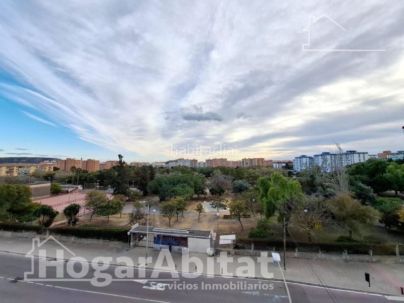 Foto 9e89cfb5-863a-4f01-9129-f233d20bccfd. Pis amb calefacció a Virgen del Remedio - Parque Lo Morant Alicante