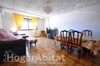 Flat  Calle mar. Piles centro! luminoso con balcón, garaje y trastero, todo amueb