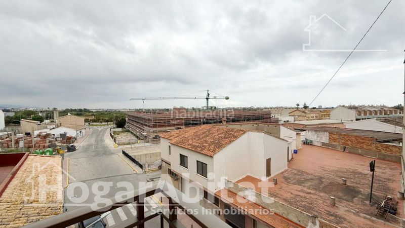 Foto 6a4037c9-d26e-4d80-934b-71fd56949592. Pis amb aparcament a Piles