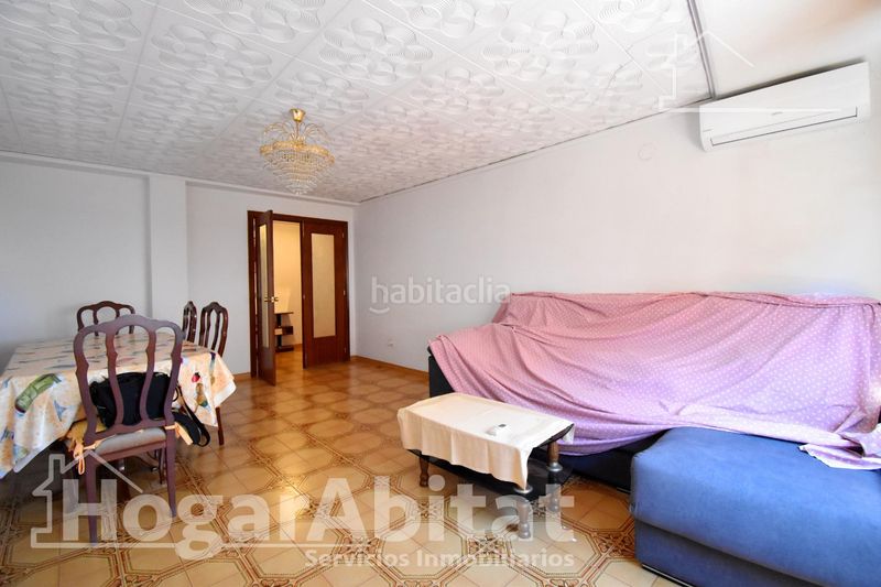 Foto 70abadb4-9860-426e-a52b-32f45d23c379. Pis amb aparcament a Piles