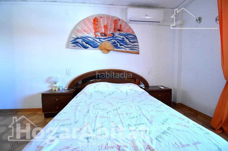 Foto e23a00cf-2c43-4774-bd23-de4268471a5a. Pis amb aparcament a Piles