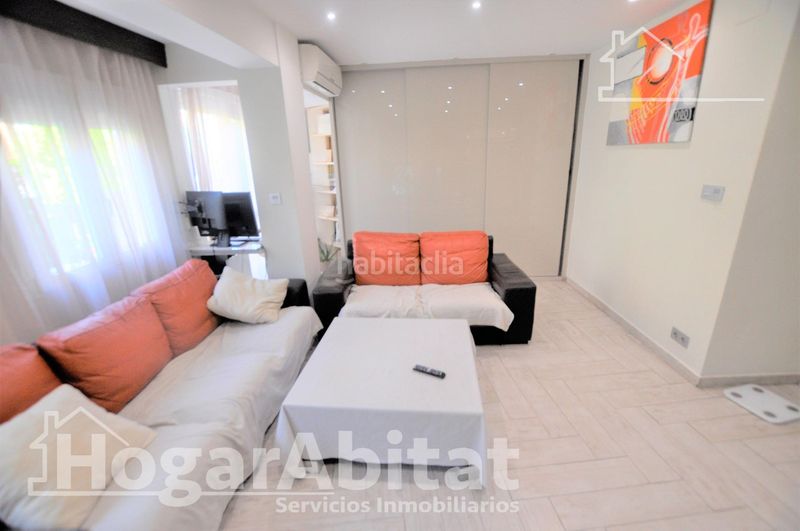 Foto 1299ad00-d573-4c87-a374-d81fd50077ce. Pis a Barrio Benicalap Valencia