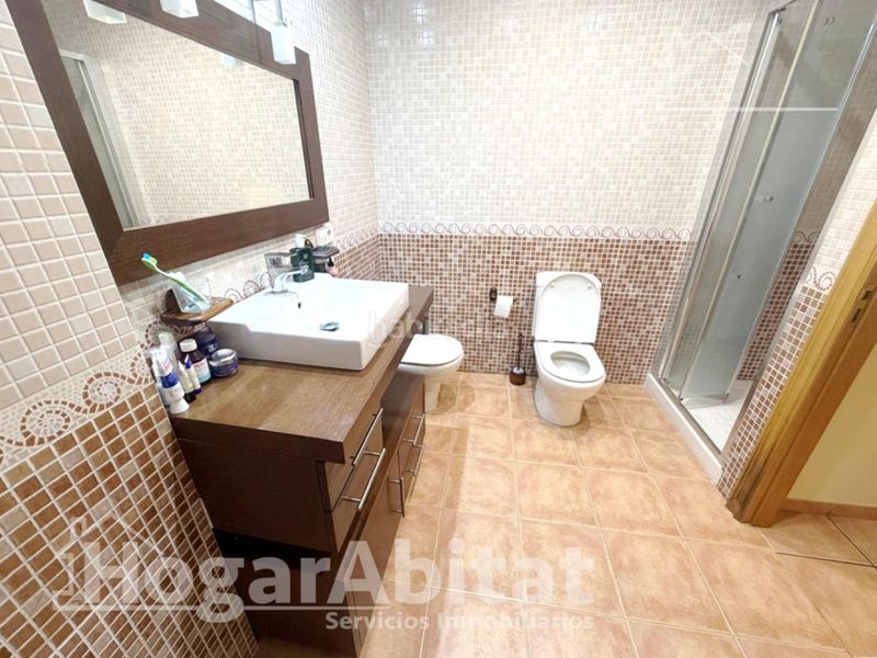 Foto 18ad48e7-d8fb-4999-b535-4fd3b1e45d91. Casa a Albal