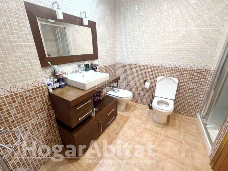 Foto e48b32af-cb02-451c-be00-108ba5e7eda5. Casa a Albal