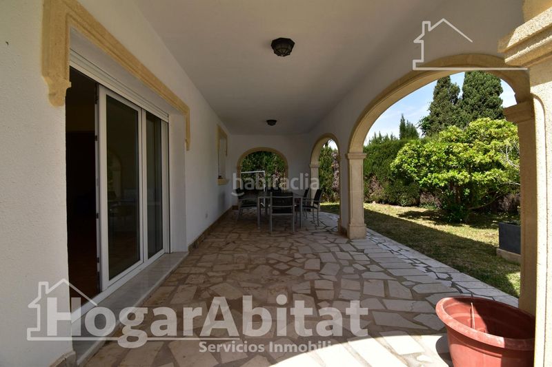 Foto c5e09ca3-57c3-41d6-a0dd-9401de7b9a17. Xalet amb calefacció aparcament piscina a El Montgó Dénia