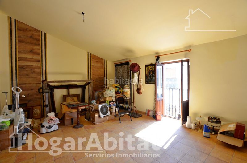Foto d94bd737-a388-4334-a151-c4dd618ddd54. Casa centro! magnífica casa esquinera y luminosa con dos terrazas y ascensor en Rafelcofer