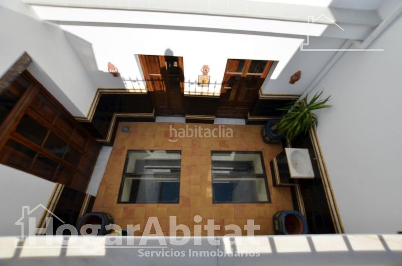 Foto db249185-44f4-4dd5-98ec-81884581a897. Casa centro! magnífica casa esquinera y luminosa con dos terrazas y ascensor en Rafelcofer