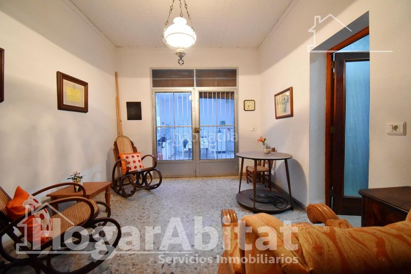 Foto a30cc483-fdd7-4d97-ae5f-21593c5d7033. House with heating in Favara