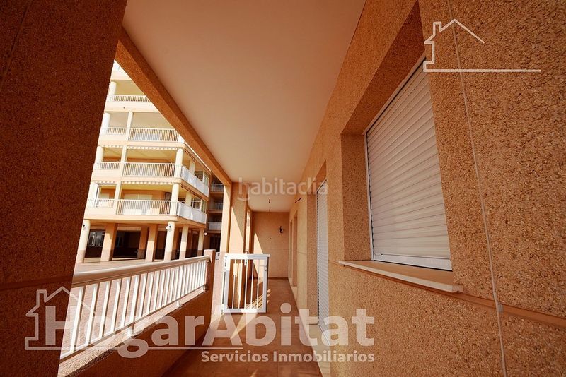 Foto 49cf66f9-cec3-491e-b87d-d4a76d97766b. Pis amb piscina a Playa Morros de Gos Oropesa del Mar