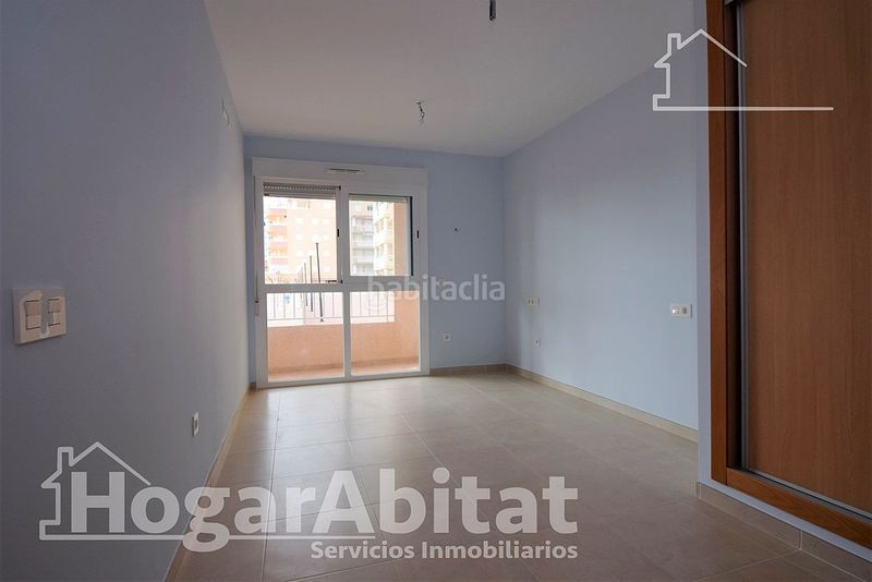 Foto 79a79bad-2ce8-45ab-8d30-c65f5adad141. Pis amb piscina a Playa Morros de Gos Oropesa del Mar