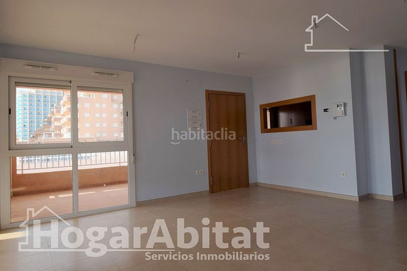 Foto c5c59780-1bb2-4324-acab-7b2b63eb96d9. Pis amb piscina a Playa Morros de Gos Oropesa del Mar