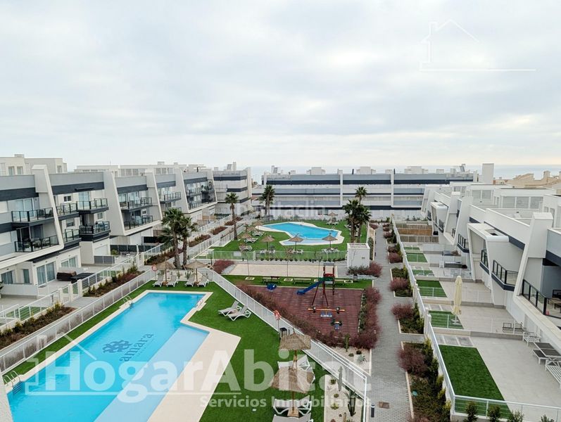 Foto 532ac64b-a981-4275-8970-2f0a6dd7c43e. Àtic amb aparcament piscina a Monte Faro-Altomar II Santa Pola