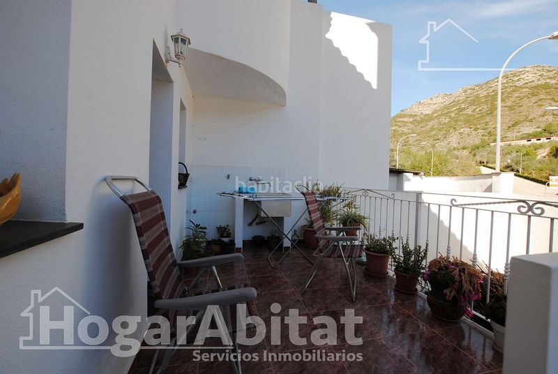 Foto 3c5f9706-1bbe-4829-8841-df7cb13675ae. Casa adossada amb aparcament a Barx