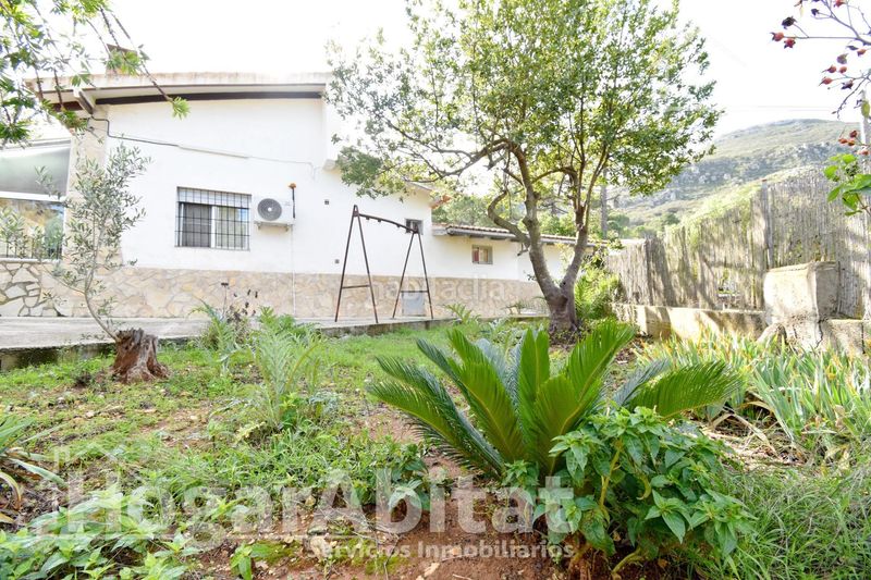 Foto 4640fd02-b347-4a24-99e7-428f5cb1c373. Xalet amb calefacció aparcament piscina a Simat de la Valldigna