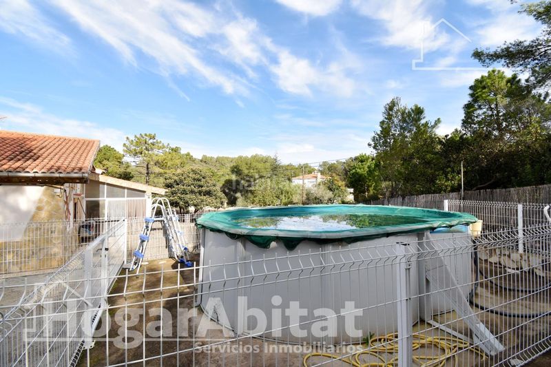 Foto 489d1dc8-cc1d-4c09-b183-377d06850dcb. Xalet amb calefacció aparcament piscina a Simat de la Valldigna