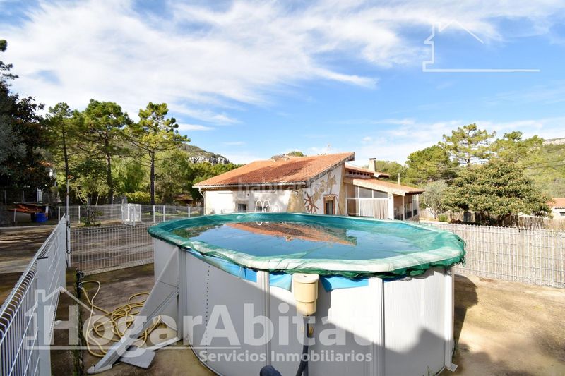 Foto 7ad6fefe-2b86-483d-8a03-e0e0fad0aca3. Xalet amb calefacció aparcament piscina a Simat de la Valldigna