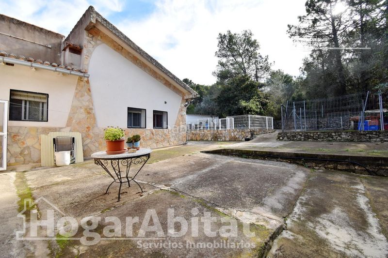 Foto b372145f-a326-441b-940d-0779df0ea64d. Xalet amb calefacció aparcament piscina a Simat de la Valldigna