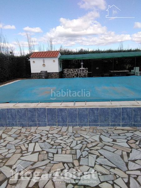Foto 26320f5f-b79d-4654-8fad-6f363c990e04. Xalet amb aparcament piscina a pedanías de Badajoz Badajoz