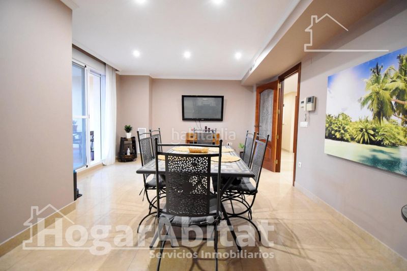 Foto 3810c0a3-66e2-4a43-83eb-a2f1bbe4df82. Casa amb aparcament a Almoines