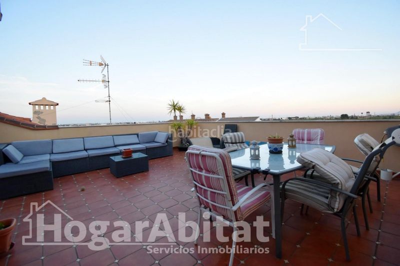 Foto 44fe871f-5c9e-4dd9-8258-b5c3a41bc765. Casa amb aparcament a Almoines