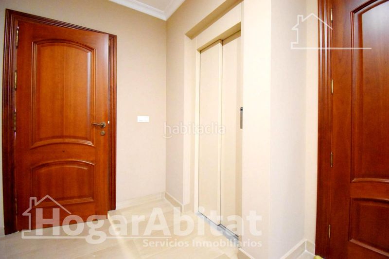 Foto 4e1a7bdb-138b-4b52-9da7-0a1a27890ac6. Casa amb aparcament a Almoines