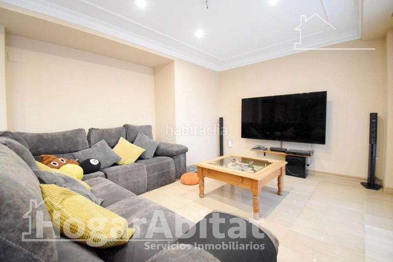 Foto 5bf7f78d-d4e7-4456-9693-6045a47609be. Casa amb aparcament a Almoines