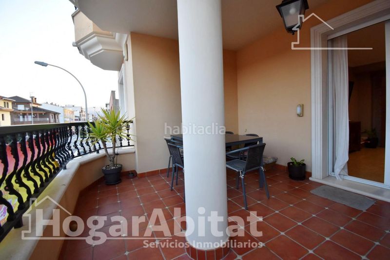 Foto 746c1302-593d-44c3-8d74-1b8501f0c6e7. Casa amb aparcament a Almoines